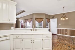 Welcome to 4109 Skyline Drive N — a quiet, central location.